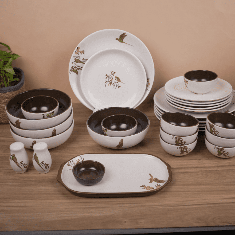 Parrot Dinner Set (Set Of 32 Pcs)