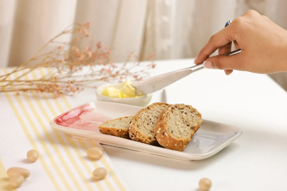 SLEEK CERAMIC PLATTER WITH DIP - Image 5